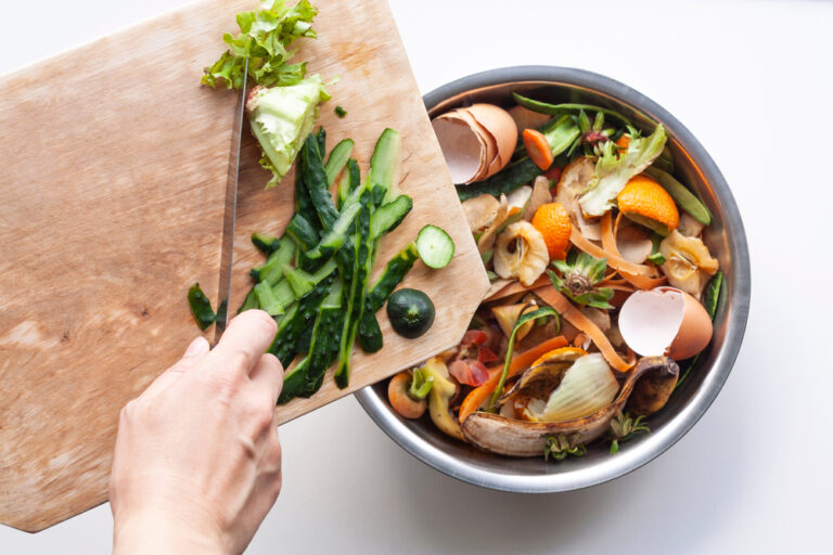 Leftover Scraps? Here Are 9 Amazing Ways To Regrow Fruits And Veggies