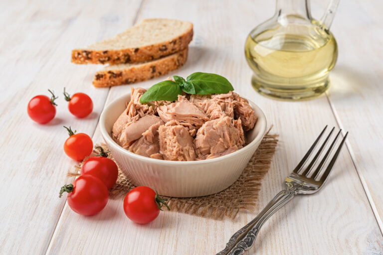 6 Terrible Side Effects of Eating Canned Tuna