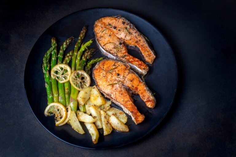 These 4 Sheet-Pan Recipes Can Help Reduce Inflammation, Dietitians Say