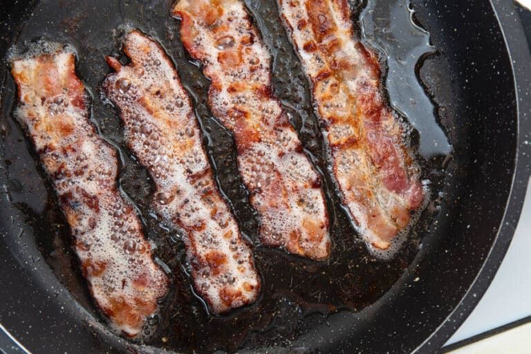 6 Salad Dressings That Make Bacon Look Like a Diet Food